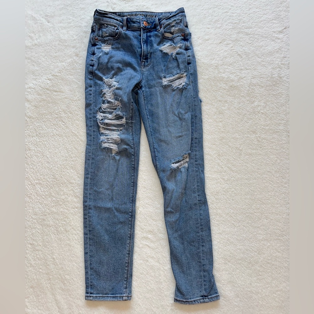 Medium Wash Ripped Mom Jeans